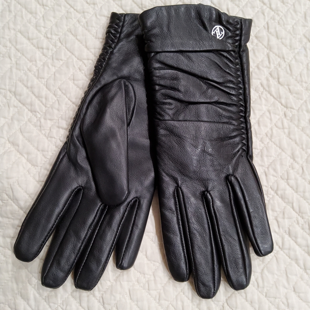Black Leather Gloves with Logo